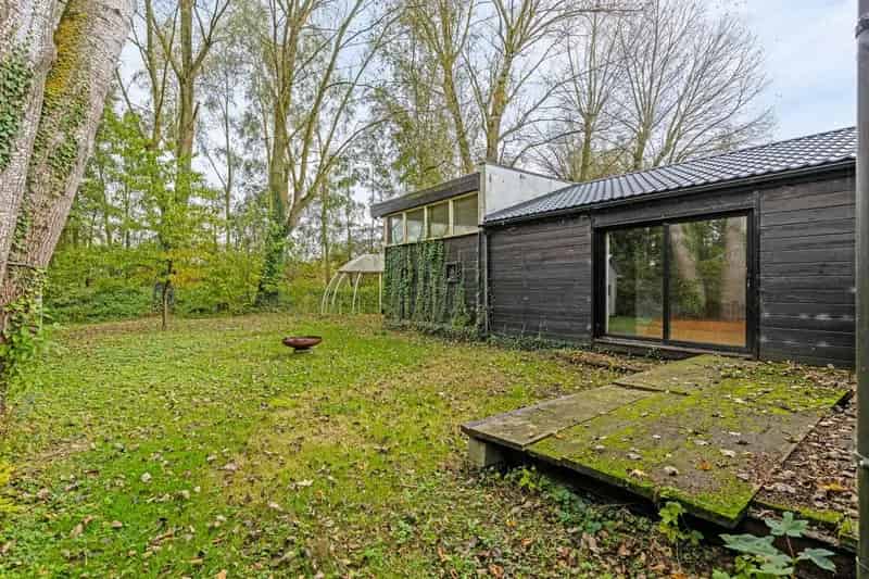 Bouwgrond met woning te renoveren 1154m2