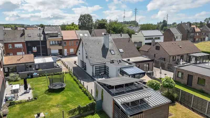 Huis te huur Erembodegem: Instapklare HOB met garage en tuin