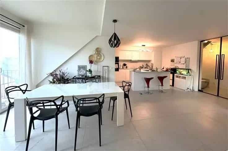 Penthouse Duplex Te Koop 200m2 4 slaapkamers