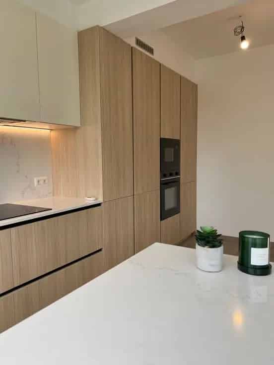 Huis te Koop Kontich: Zuidtuin Grote Ruimte Nabij Centrum