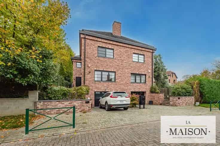 Huis Te Koop Woluwe Saint Pierre 4 slaapkamers Gerenoveerd
