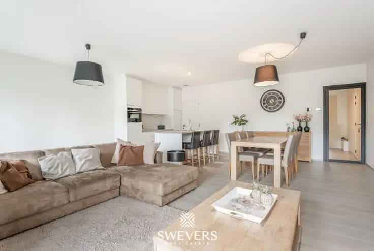 Appartement te koop Heusden-Zolder: Instapklaar gerenoveerd appartement