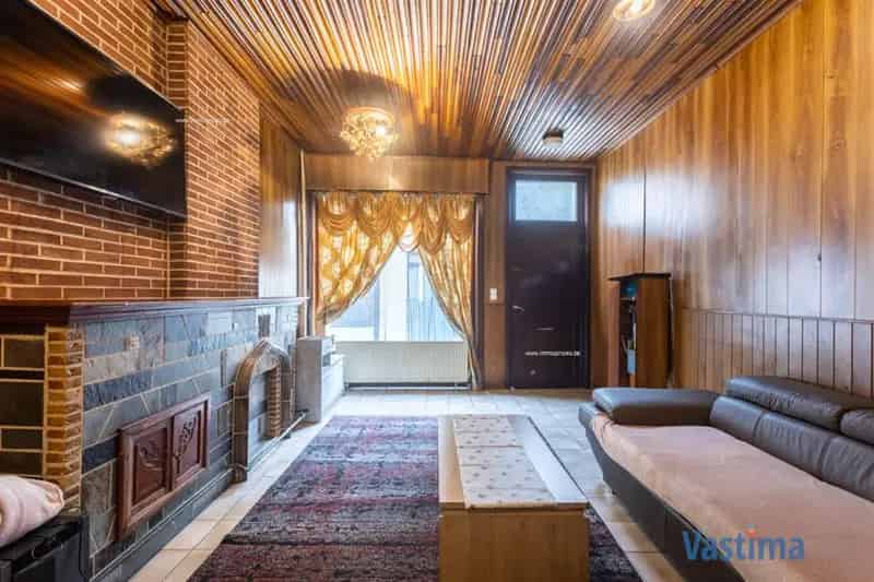 Stad woning Aalst 2 slaapkamers vernieuwd