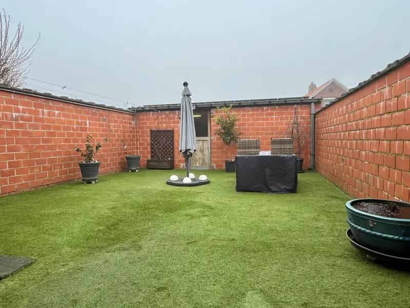 Huis te koop Oostrozebeke: Gezellige woning