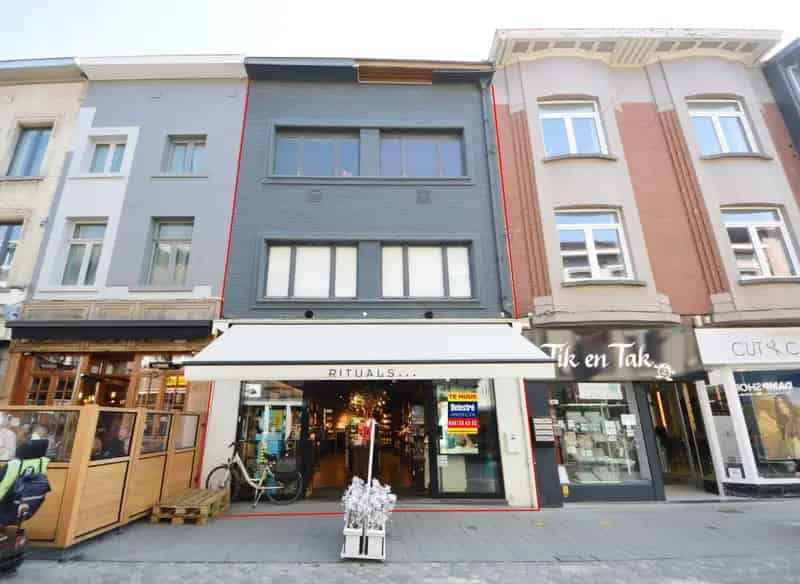 Karaktervol Gebouw Maandagmarkt Volledig Aanbod