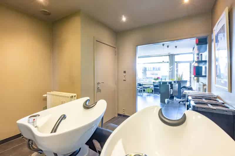 Appartement te huur Boom: Handelspand 85m² + 2 Appartementen 83m²