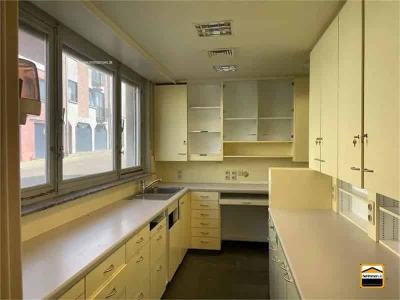 Handelspand 3 slaapkamers Borgloon te renoveren