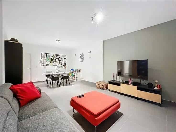 Appartement Te Koop 2 Slaapkamers Terras Toplocatie