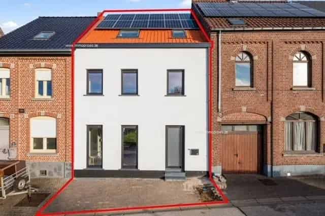 Nieuwbouw Huis te Schendelbeke 4 slaapkamers 2 badkamers