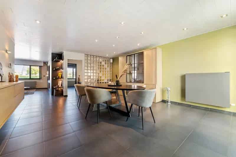 Moderne Gezinswoning 4 Slaapkamers Mol
