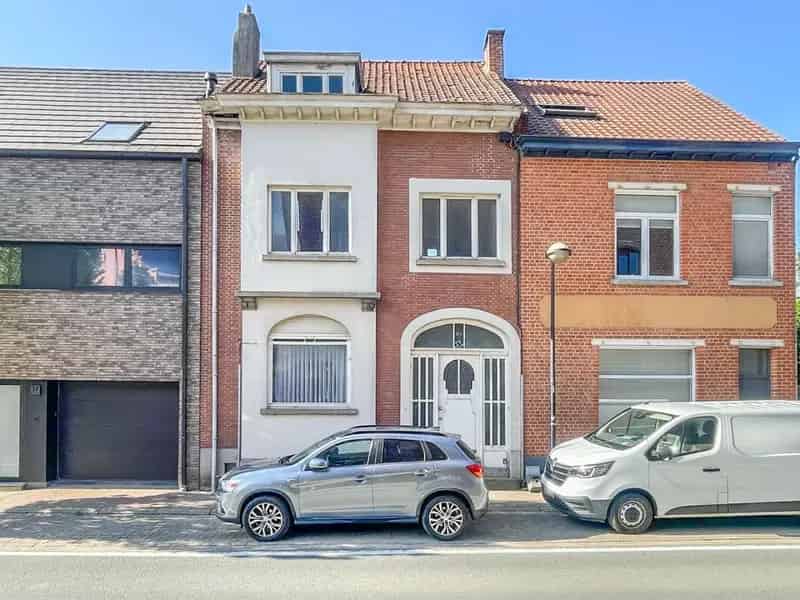 Volledig te renoveren karakterwoning