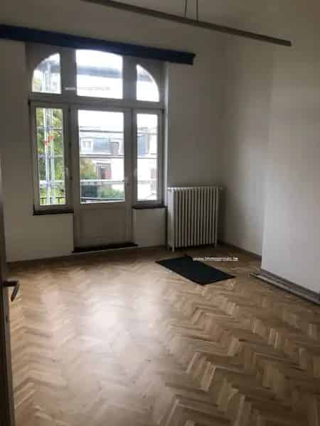 Kantoor te Huur Schaerbeek 130m²