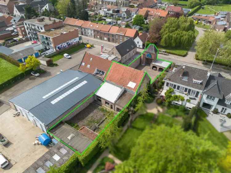 UNIEK PAND BOORDEVOL POTENTIEEL OP EEN TOPLOCATIE IN SINT-TRUIDEN