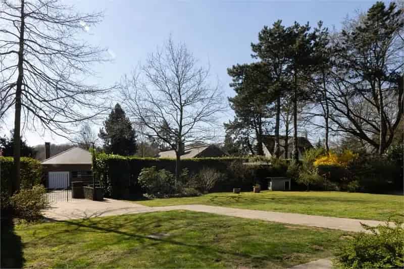 Luxe Villa met Kantoorruimte te Koop Sint-Denijs-Westrem