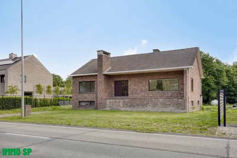 Te renoveren woning Heultje 3 slaapkamers garage