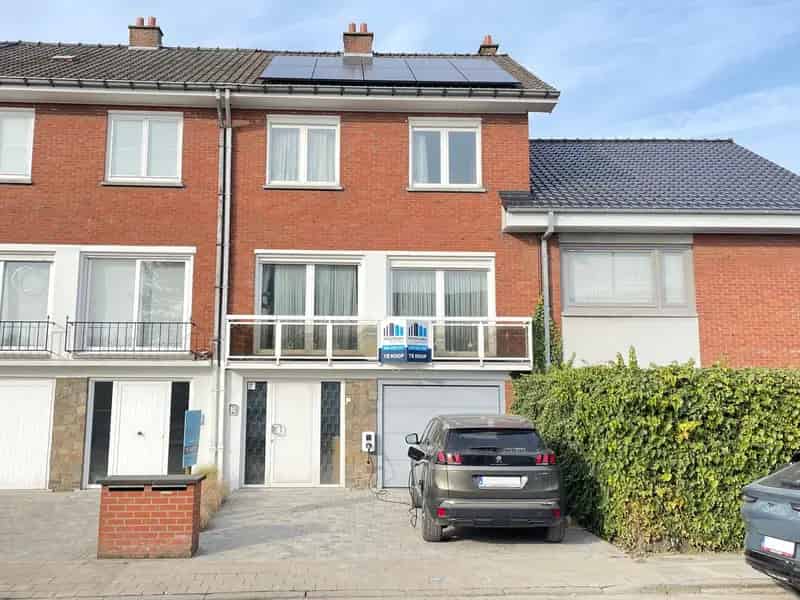 Huis te huur Kortrijk: Energiezuinige woning met garage