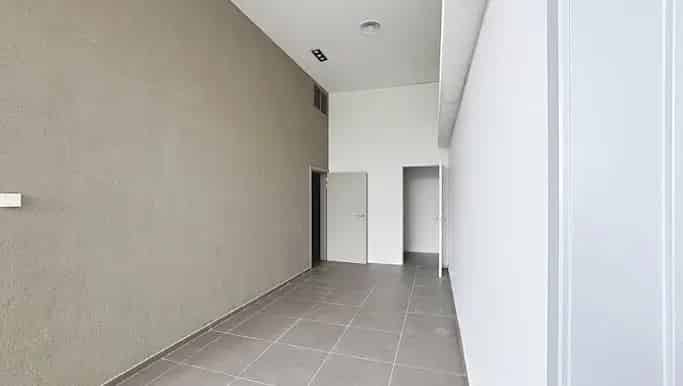 Magazijn te Huur Brugge 130m² Monnikenwerve
