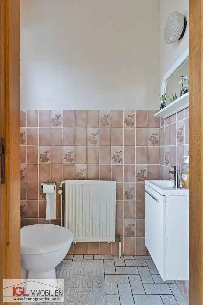 Bungalow Rustige Centrale Ligging Starter Investering