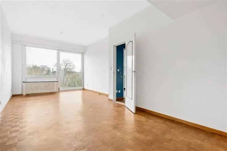 Duplexappartement te renoveren 78m2 2 terrassen Belgiëlei
