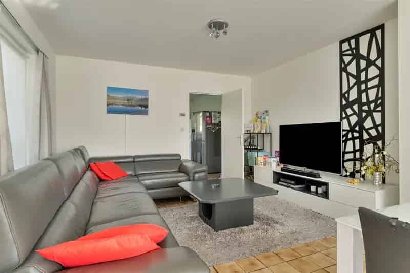 Huis te koop: Rustige Woning met Tuin nabij E40 en Station Drongen