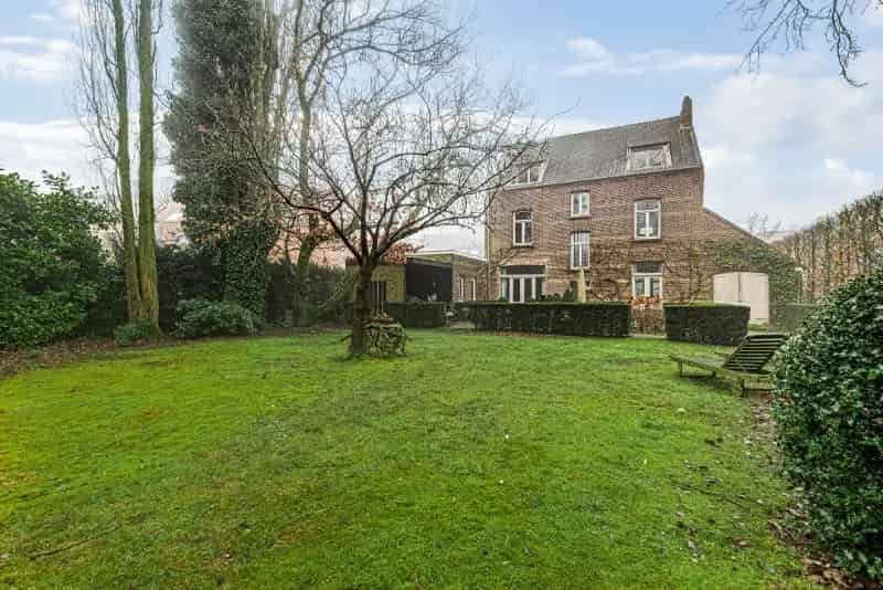 Herenwoning Reet 5 slaapkamers 1498m2 tuin garage