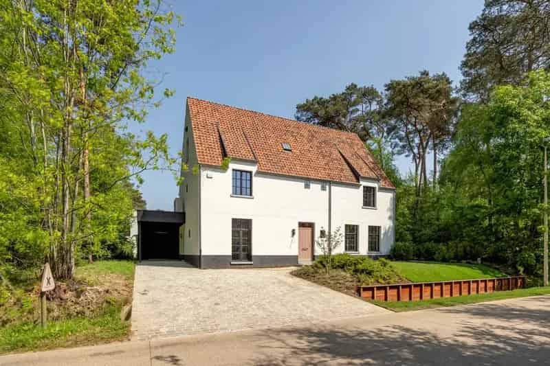 Nieuwbouw Villa Halle Zoersel 5 slaapkamers 3 badkamers