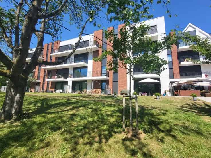 Assistentiewoning te Koop 70m² met Terras en Fitness