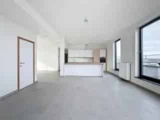 Penthouse te koop Evere 3 slaapkamers groot terras