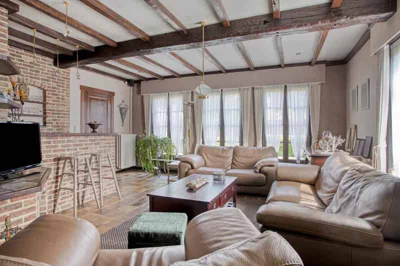Huis te koop: Ruime villa 5 slaapkamers tuin garage