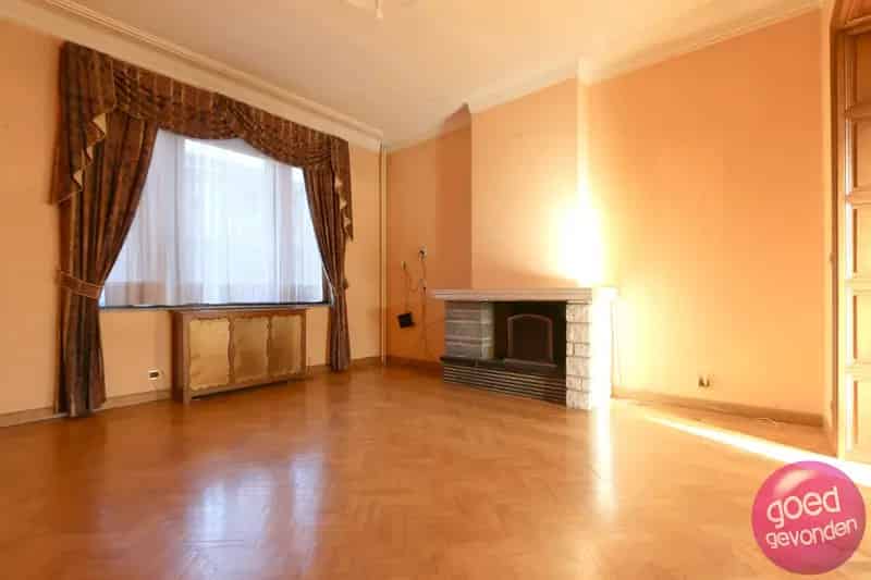 Huis te koop: 4-5 slaapkamers, tuin, terras, centrum, garage