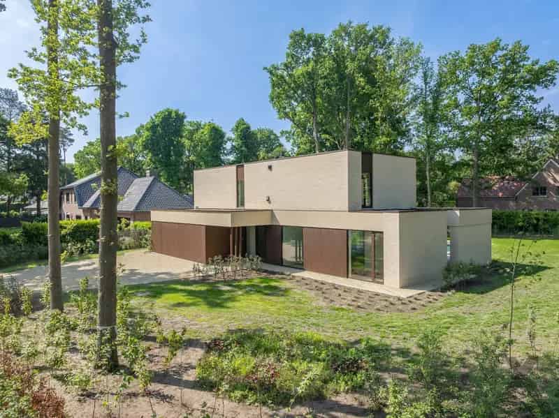 Nieuwbouwvilla te Halle Zoersel - Luxe Afwerking Zwembad