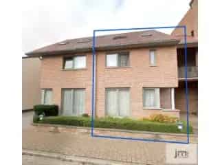 Huis te koop Wellen - 3 slaapkamers, carport, investering