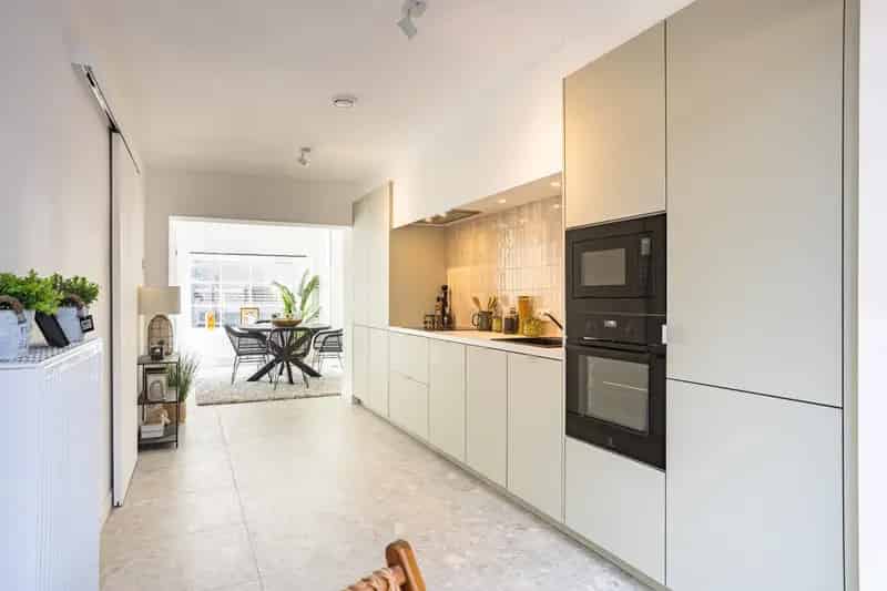 Gerenoveerde woning 3 slaapkamers 2 badkamers