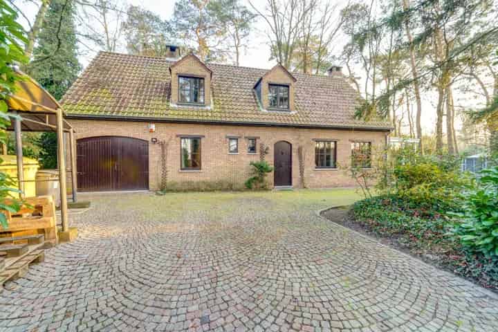 Ruime woning 5 slaapkamers Hever