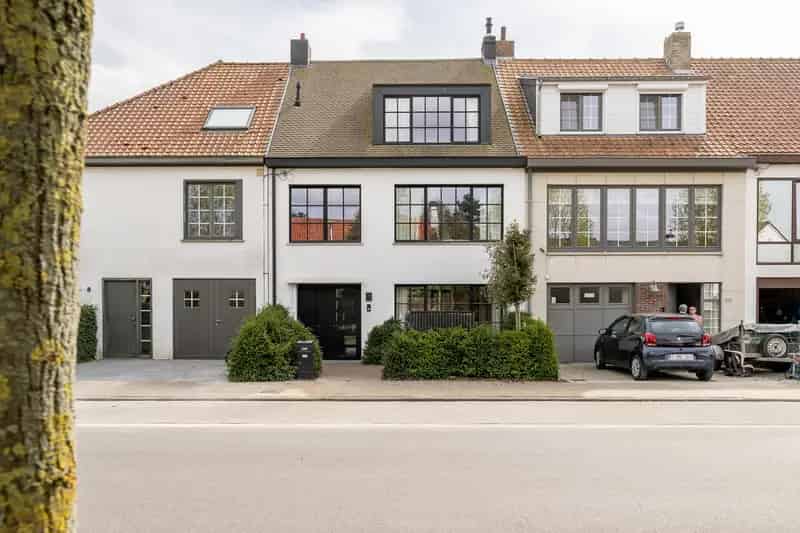 Gerenoveerde woning te koop nabij Magere Schorre