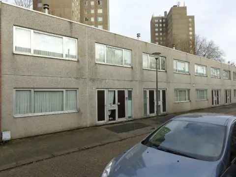 Te koop appartement in Folke Bernadottelaan met 4 slaapkamers