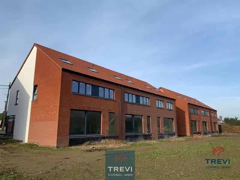 Nieuwbouw 3-gevels Huis met Tuin te Kokejane