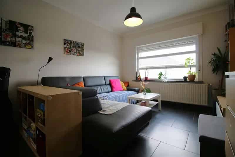 Gerenoveerde woning 4 slaapkamers garage tuin