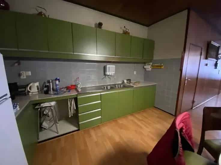Appartementenblok Te Koop: Opbrengsteigendom met 4 Units