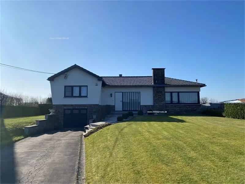 Villa te koop Rummen 3 slaapkamers grote tuin