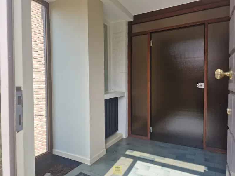 Huis te koop Denderhoutem: karaktervolle woning met 3 slaapkamers en garage