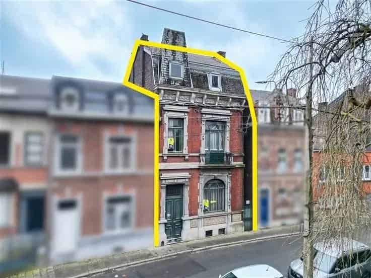 Herenhuis te renoveren Jemeppe 467m²