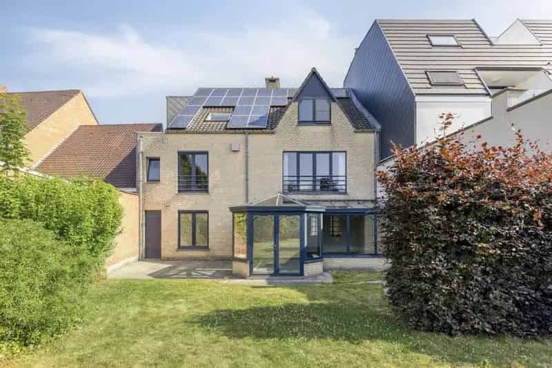 Huis te koop Eernegem Centrum: Wonen en Werken gecombineerd