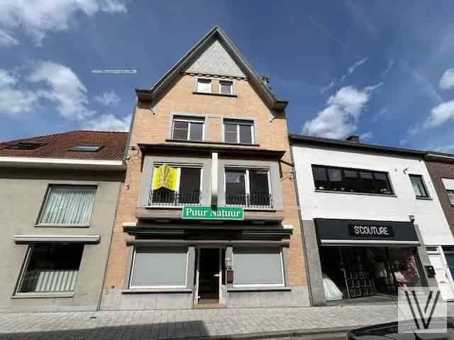 Herenhuis te koop Kuurne 3 slaapkamers 275m²