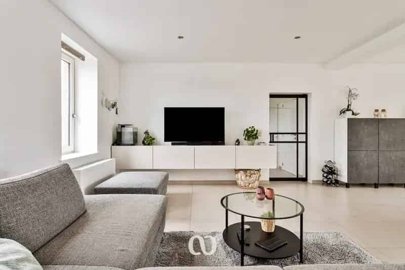 Ruime gerenoveerde woning prachtige ligging