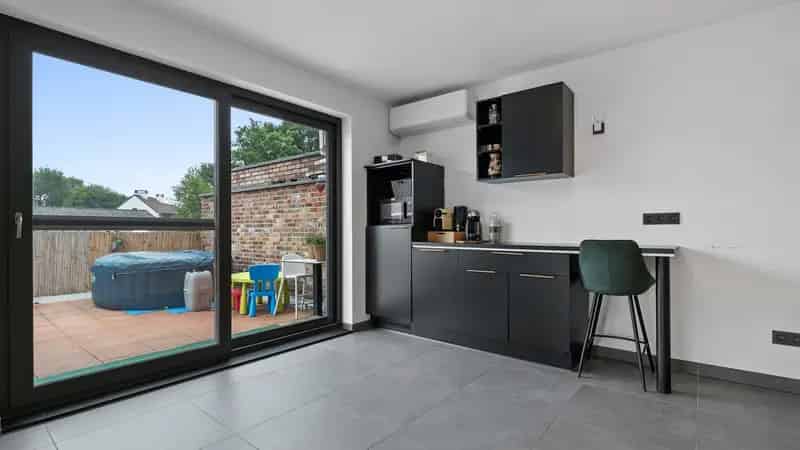 Appartement te koop Genk 3 slaapkamers ruim terras