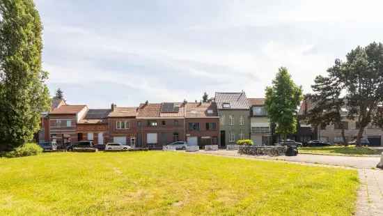 Renovatie woning te koop met tuin in Wilrijk nabij centrum