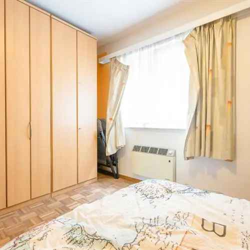 Te koop appartement in Oostende met één slaapkamer en gemeenschappelijke fietsenberging