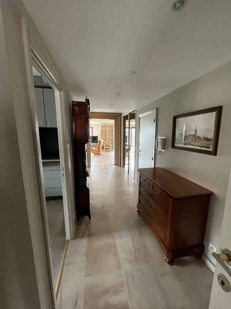 Volumineus Appartement Koksijde  Nabij Zee Instapklaar