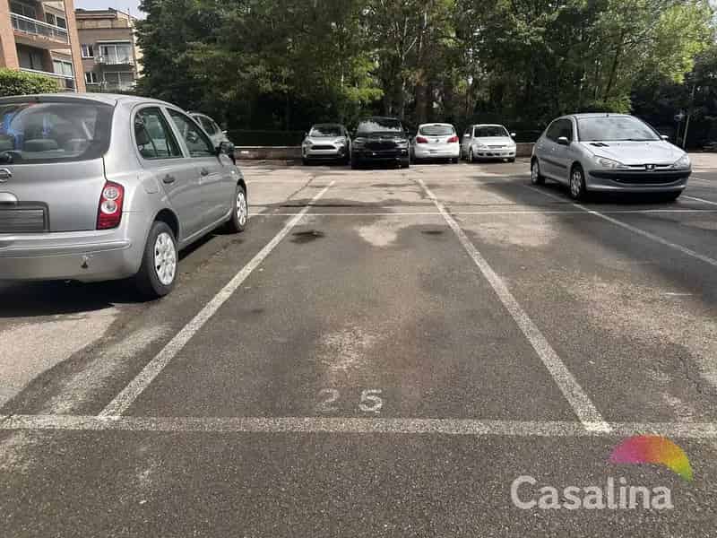 Garage te Huur in Brussel